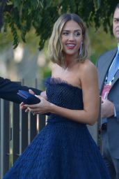 Jessica Alba - Arrives at the 2022 Vanity Fair Oscar Party in Los Angeles 03/27/2022