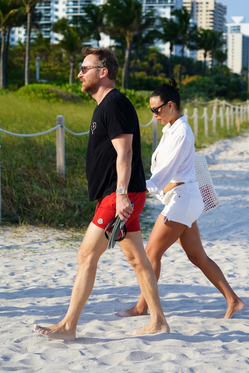 Jessica Ledon and Bonnie Mueller - Beach in Miami 03/20/2022 • CelebMafia