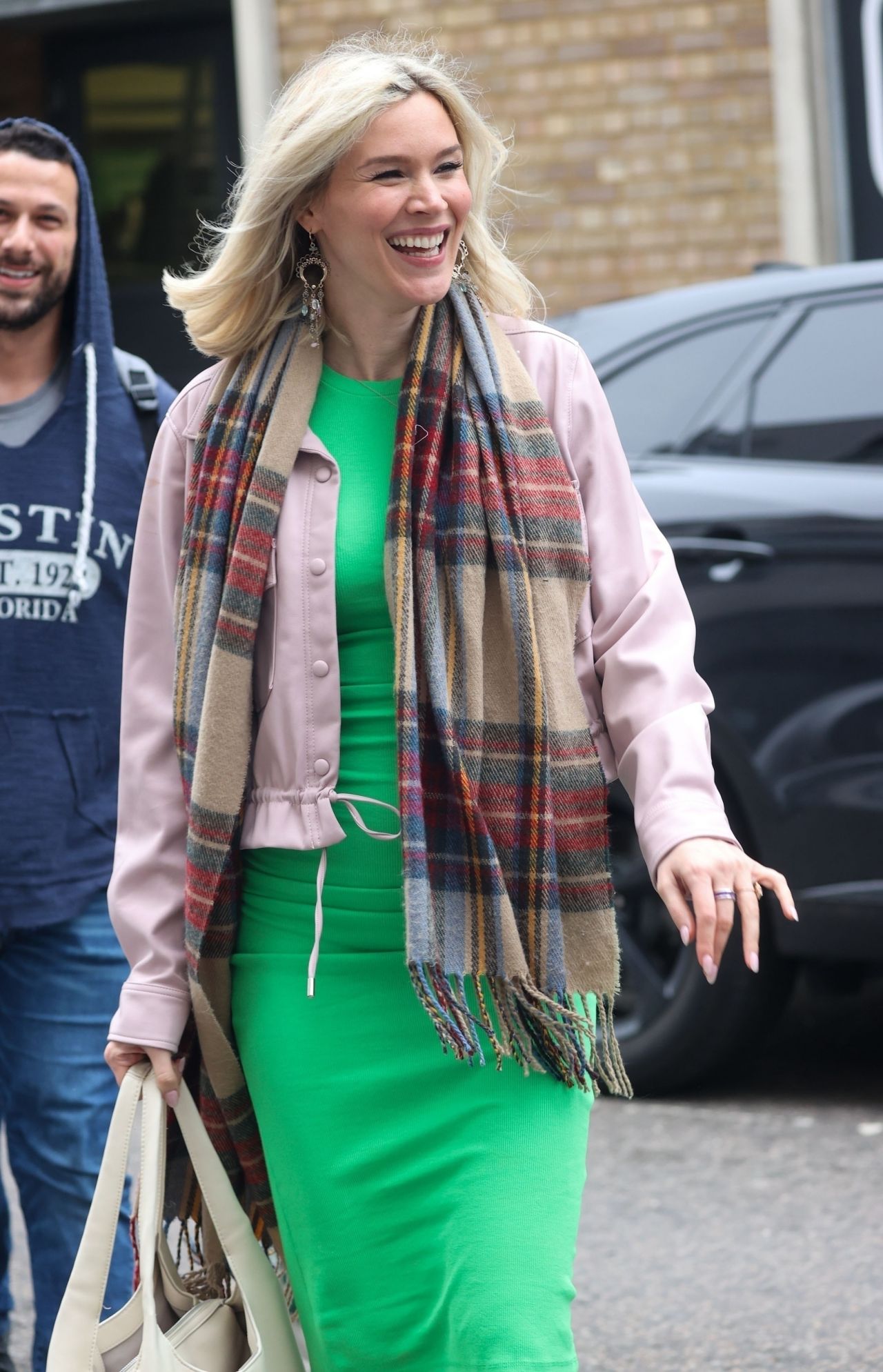 Joss Stone in a Green Bodycon Dress - London 03/05/2022 • CelebMafia