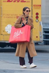 Katie Holmes - Shopping for Art Supplies at Blick Art Materials in NYC 02/28/2022
