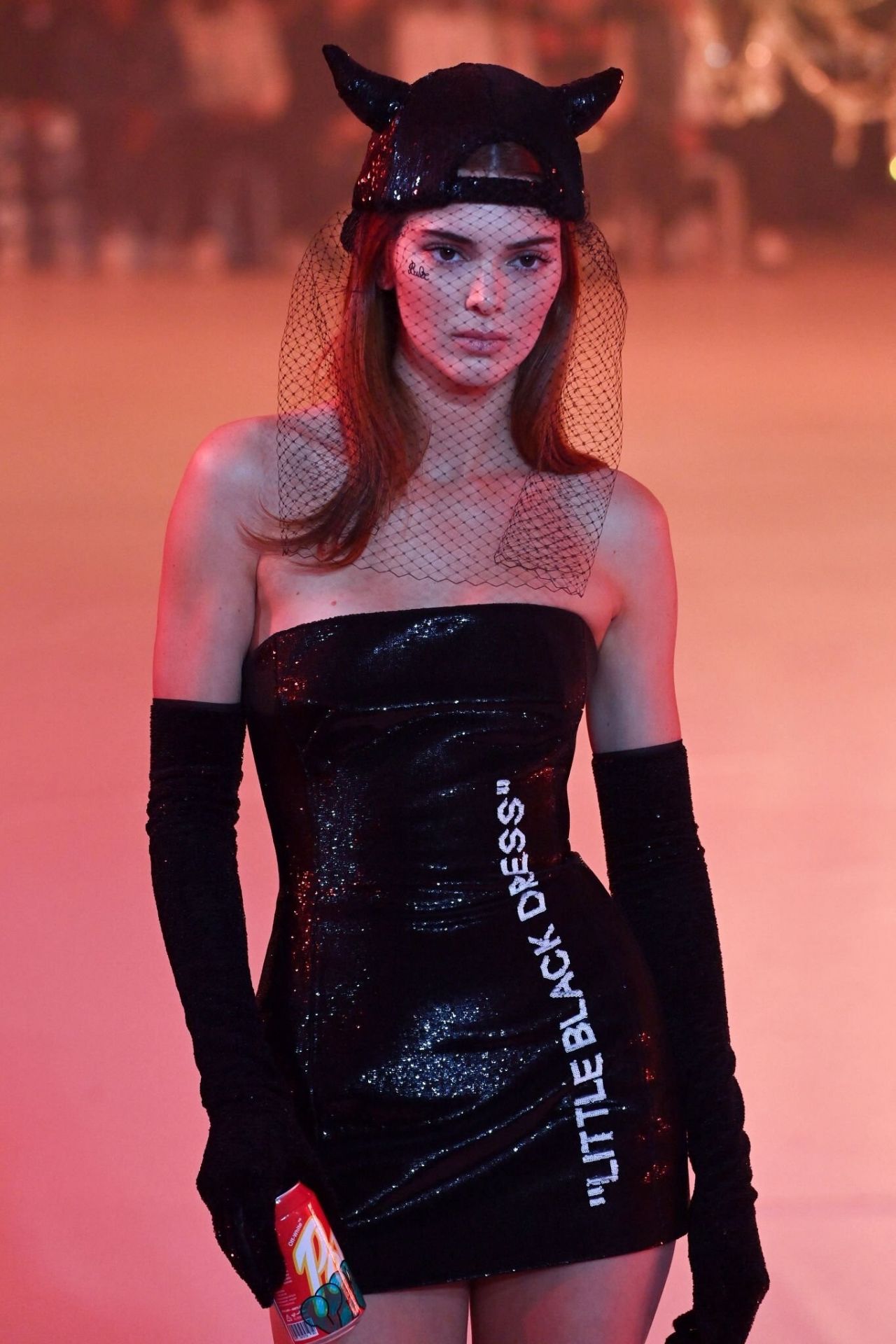 Kendall Jenner – Walks Off-White Haute Couture Spring/Summer 2022 Show ...