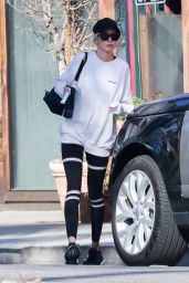 Kimberly Stewart - Out in Studio City 03/05/2022