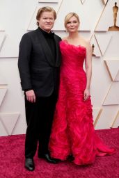 Kirsten Dunst   Oscars 2022 Red Carpet   - 35