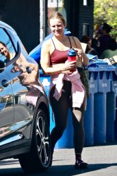 Kristen Bell at Her Favorite Los Feliz Gym 03/24/2022