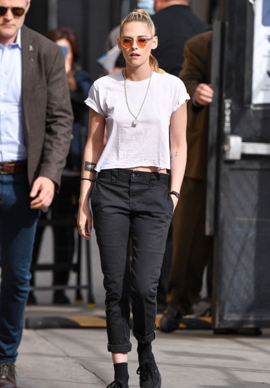 Kristen Stewart - Jimmy Kimmel Live Studios in LA 03/15/2022