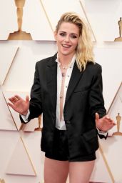 Kristen Stewart – Oscars 2022 Red Carpet