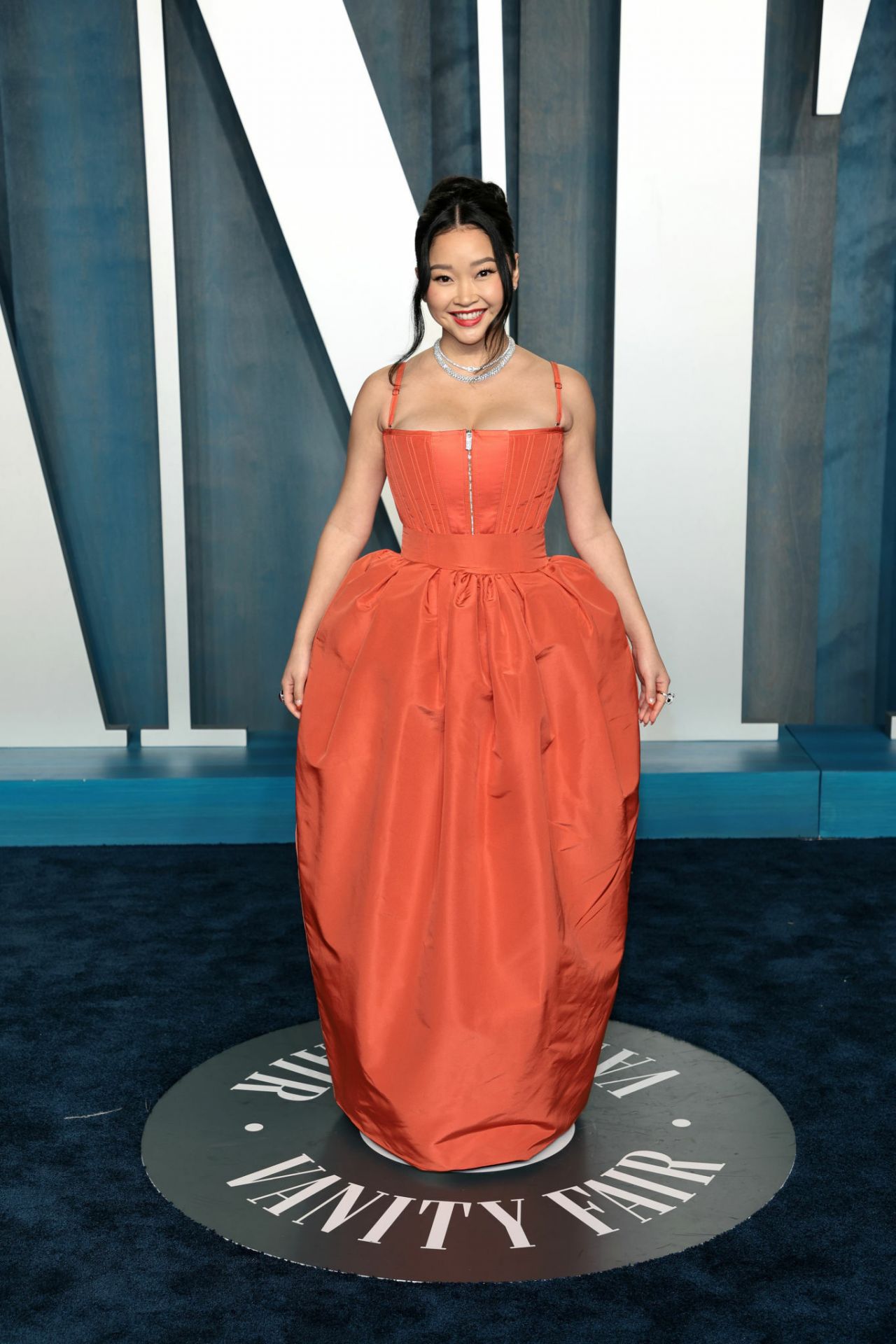 lana-condor-vanity-fair-oscar-party-in-beverly-hills-03-27-2022-9.jpg