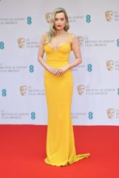 Laura Whitmore – EE British Academy Film Awards 2022