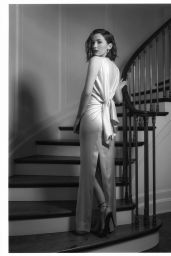 Maude Apatow - Vanity Fair Oscar Party Photoshoot March 2022
