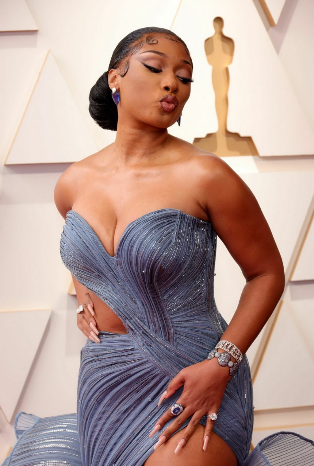 Megan Thee Stallion Oscars 2022 Red Carpet • CelebMafia