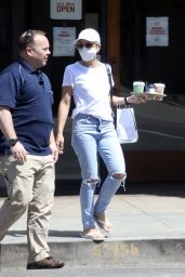 Melissa Cohen in Casual Outfit - Los Angeles 03/29/2022