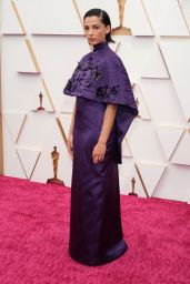 Naomi Scott – Oscars 2022 Red Carpet