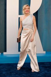 Sienna Miller – Vanity Fair Oscar Party in Beverly Hills 03/27/2022