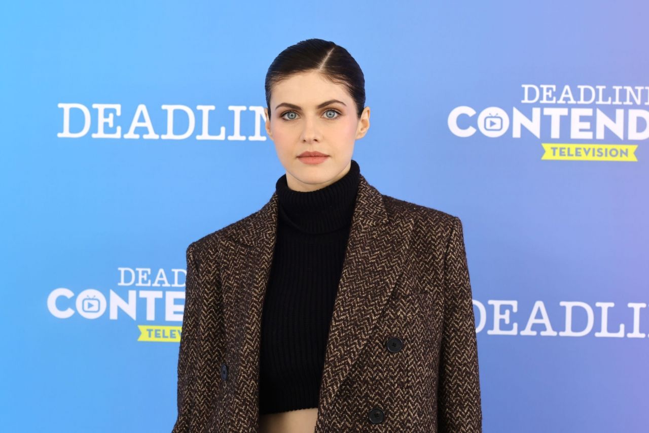 Alexandra Daddario - Deadline Contenders Television Panel in La 04/09