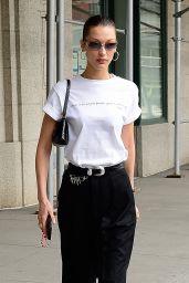 Bella Hadid - Out in New York City 04/25/2022