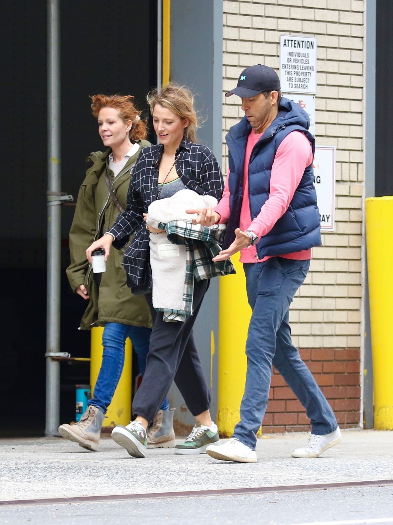 Blake Lively - Arriving at Bradley Cooper's NYC Apartment 10/26/2023 •  CelebMafia