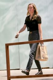 Brie Larson   Shopping at Erewhon in Los Angeles 04 26 2022   - 89