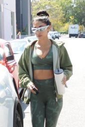 Chantel Jeffries - Out in Los Angeles 03/28/2022