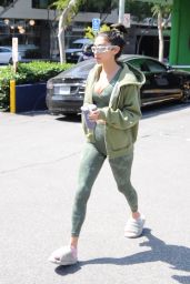 Chantel Jeffries - Out in Los Angeles 03/28/2022
