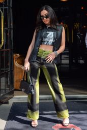 Charli XCX Street Style - NYC 04/23/2022