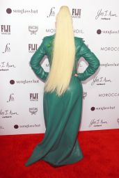 Christina Aguilera – The Daily Front Row’s Fashion Awards in Beverly Hills 04/10/2022