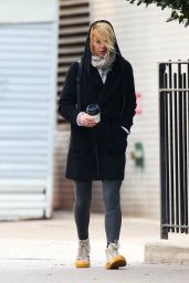 Claire Danes - Out in New York 04/19/2022