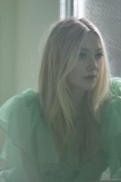 Dakota Fanning - Who What Wear April 2022 Issue