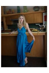 Dakota Fanning - Who What Wear April 2022 Issue