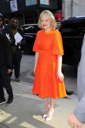 Elisabeth Moss - Out in New York City 04/27/2022