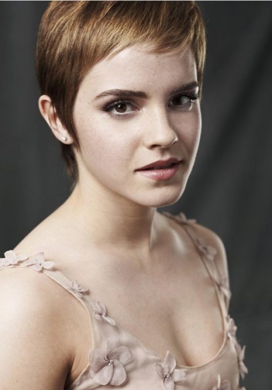 Emma Watson - Photoshoot for 2011 British Academy of Film and Television Arts