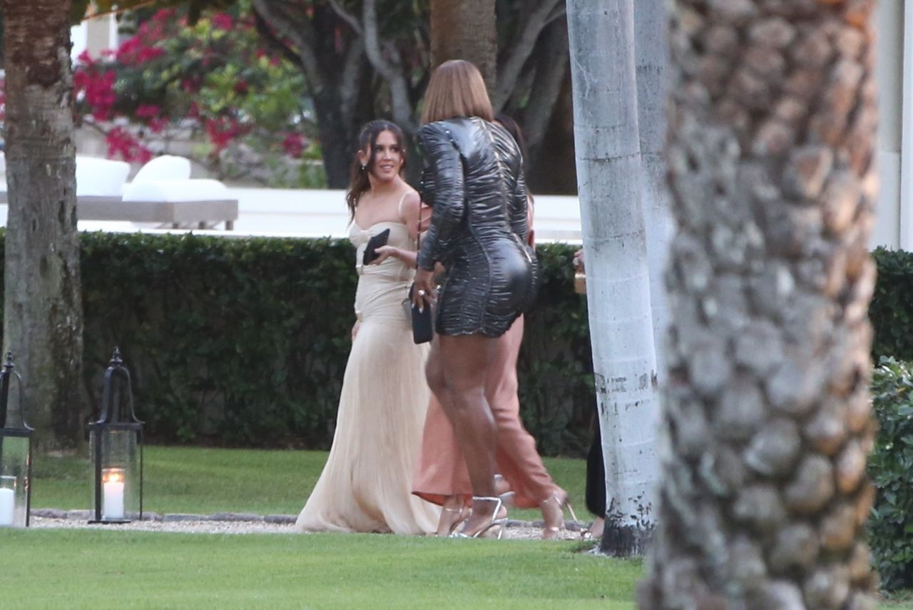 Eva Longoria And Serena Williams Pre Wedding Dinner In Honor Of Brooklyn Beckham In Palm Beach 