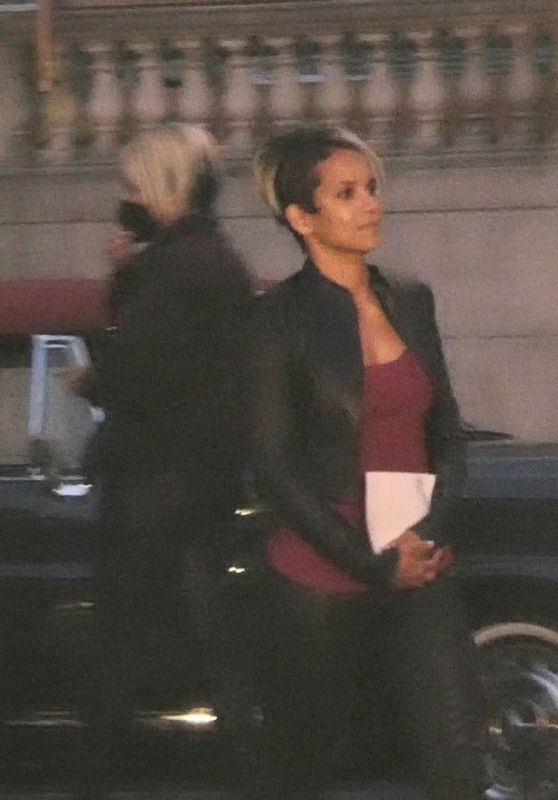 Halle Berry and Mark Wahlberg - "Our Man From Jersey" Set in London 04/19/2022