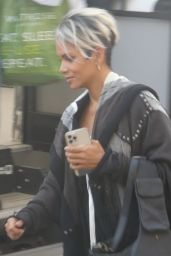 Halle Berry - "Our Man From Jersey" Set in London 04/19/2022