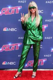 Heidi Klum   America s Got Talent Season 17 Kick Off Red Carpet in Pasadena 04 20 2022   - 43