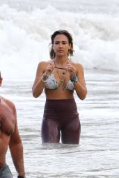 Jessica Alba - Beach in Kauai 04/25/2022