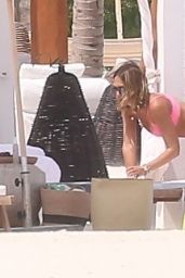 Jessica Alba in a Pink Bikini - Cancun 04/13/2022