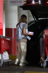 Jessica Alba - Shopping at Target in Westwood 04/19/2022