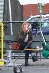 Jessica Chastain Filming at a Park Bench in Queens 04/18/2022