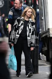 Jodie Comer - Out in London 04/12/2022