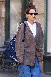Katie Holmes in Casual Outfit - Shopping in NYC 04/27/2022