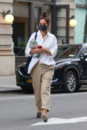 Katie Holmes Looks Casual and Stylish - New York City 04/22/2022