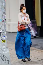 Katie Holmes - Wearing Oversized Flared Trousers in New York 04/05/2022
