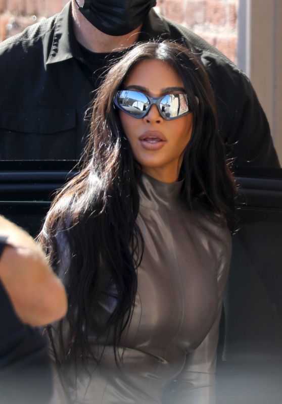 Kim Kardashian - Out in Los Angeles 04/06/2022