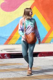 Kristen Bell   Out in Los Angeles 04 19 2022   - 6