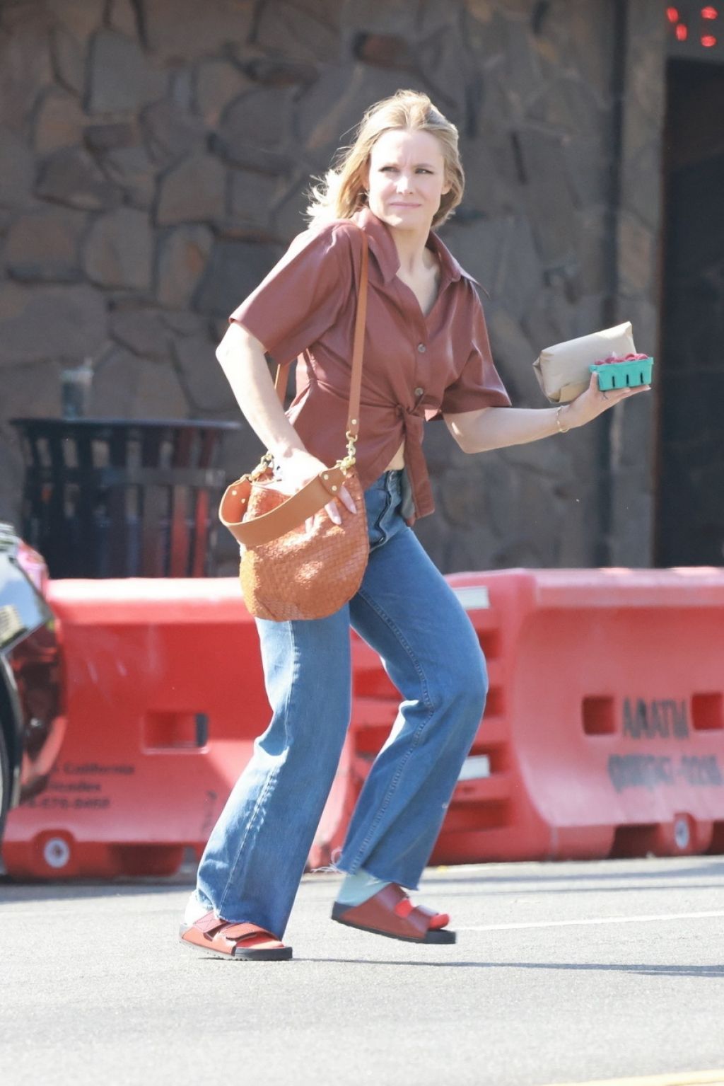 Celebs in Denim: Kristen Bell in Diesel Jeans : DenimBlog
