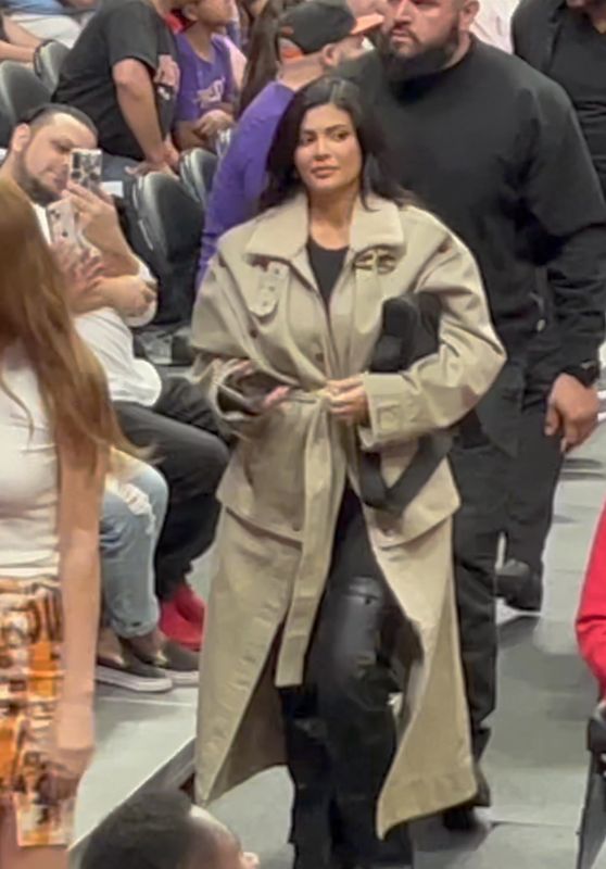 Kylie Jenner Outfit 04/06/2022