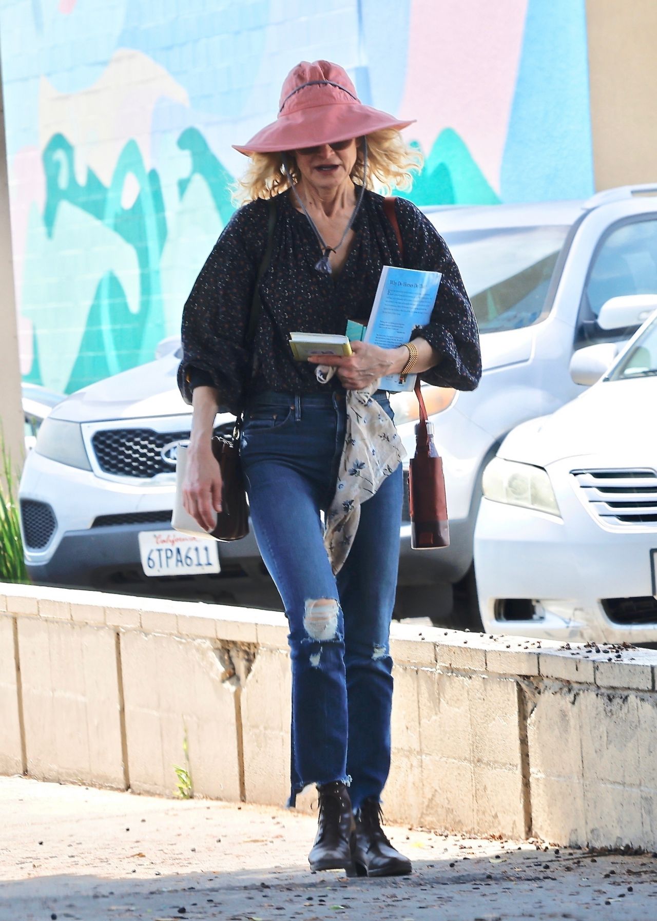 Kyra Sedgwick and Sosie Bacon - Out in Los Feliz 04/25/2022 • CelebMafia