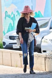 Kyra Sedgwick and Sosie Bacon   Out in Los Feliz 04 25 2022   - 62