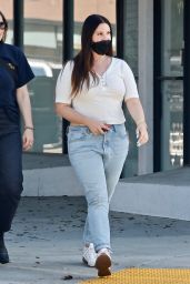 Lana Del Rey - Shopping in Beverly Hills 04/08/2022