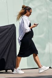 Leona Lewis - Grocery Shopping at Erewhon Market in Studio City 04/15/2022